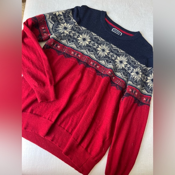 Club Room Red and Navy Blue Crewneck Sweater - Picture 5 of 7